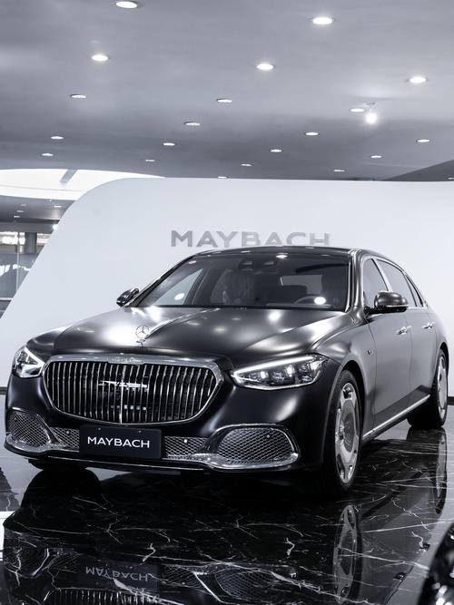 重庆255岚图汽车的售后服务让用户无忧出行，迈巴赫未来的豪华车趋势